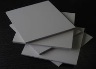 La coutume réutilisée rigide de forme de rectangle de feuille de panneau de mousse de PVC de 5mm pour rayonnent