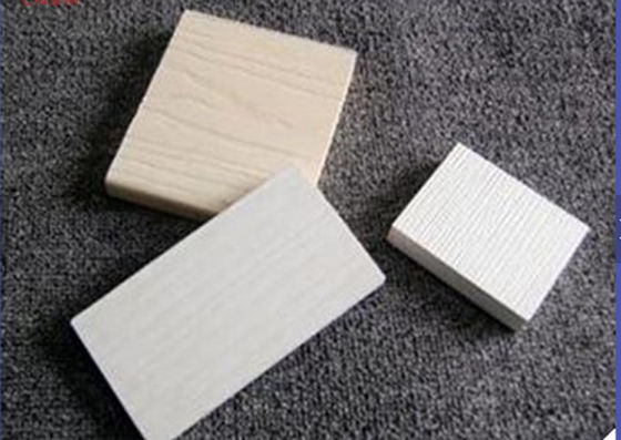 Film qui respecte l'environnement blanc à haute impression de panneau de mousse stratifié par Cabinet imperméable